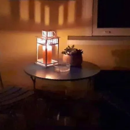 Modern Stylish 2 Bedroom *