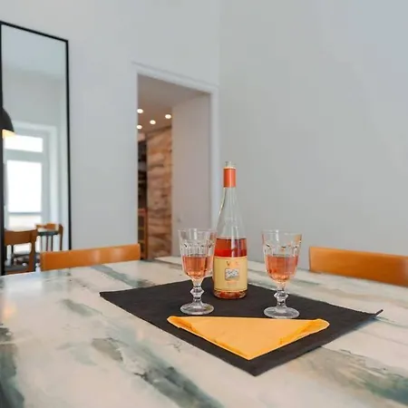 Modern Stylish 2 Bedroom Budapest