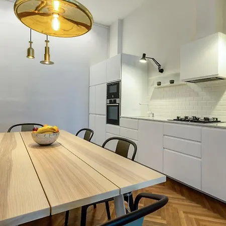 Apartment Basilica