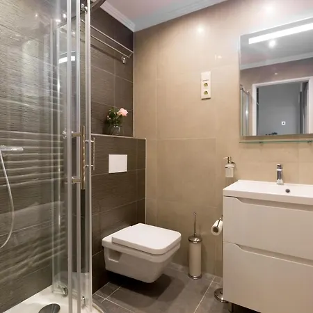 Apartment Luxury Dream At The Basilica 3br/2bath Budapest