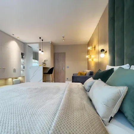 Emerald Downtown Luxury By Continental Group 2*