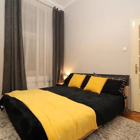 Apartment Nehru Part River Side Danube Budapest