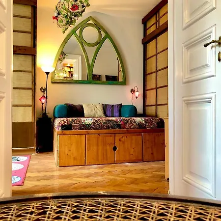 Arty Studio Flat At City Center * Budapest