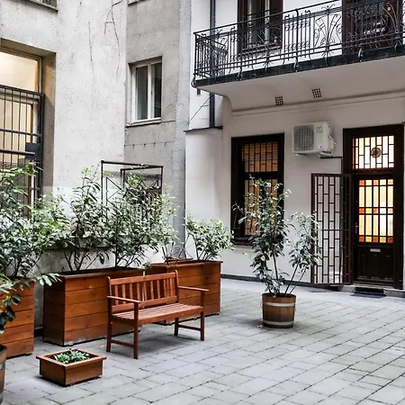 Modern 3br Free Parking Prime Location Apartment Budapest