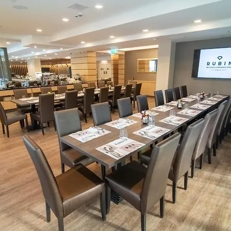 Hotel Rubin Wellness & Conference