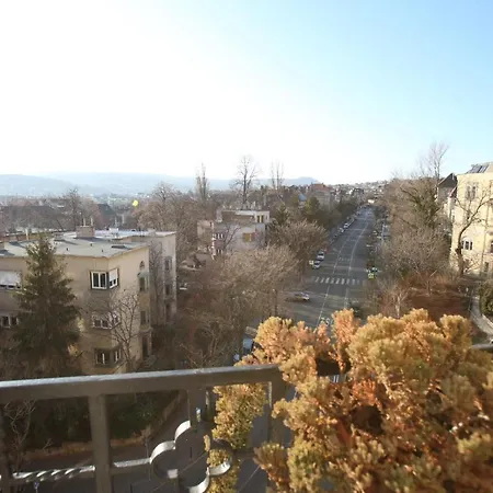 Panoramic Hideaway In Buda Apartament Budapesta