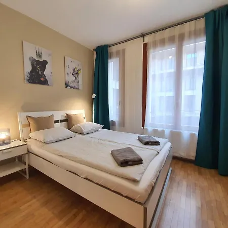 Apartment Calm Island In The Soho *
