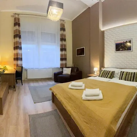 Abt Budapešť