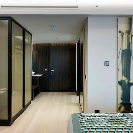 Eurostars Ambassador Hotel