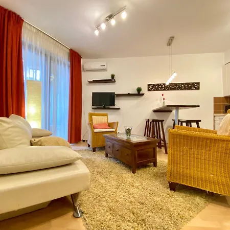 Downtown Vibe-kiraly I Apts W Private Balcony Budapest
