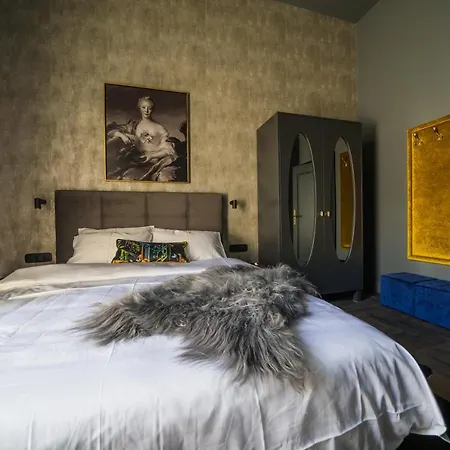 Leo Boutique Hotel