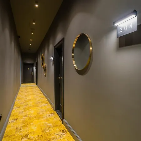 Hotel Leo Boutique 2*