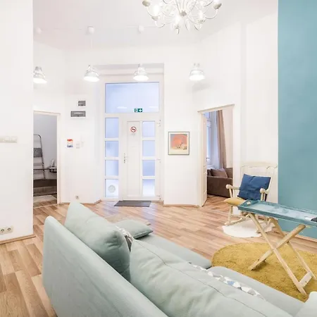 Apartment Colorwave Design *