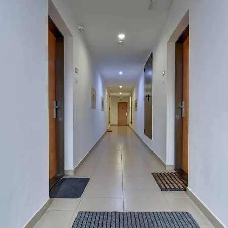 Madarhegy With Garden Buda Side Apartment *