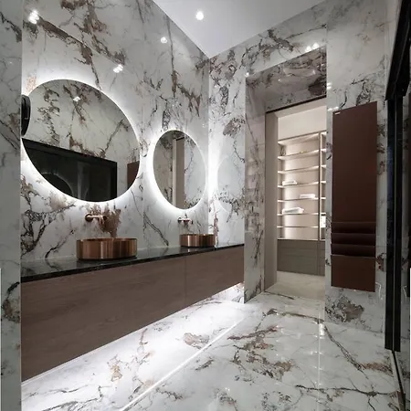 Apartment Luxury Penthouse In Downtown *
