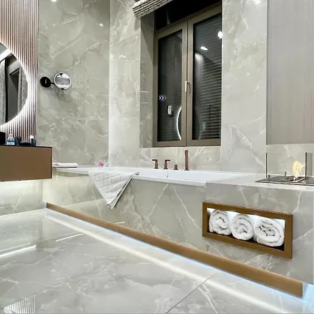 Apartment Luxury Penthouse In Downtown *
