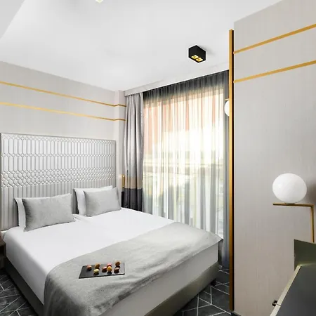 酒店 Emerald By Continental Group