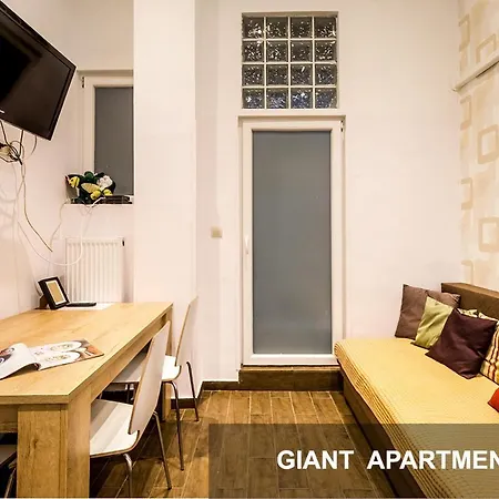 Bpr Weiner Apartman *