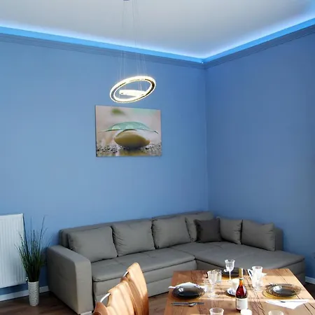 Luxurious With Balconies In Downtown Bp Apartment Budapest
