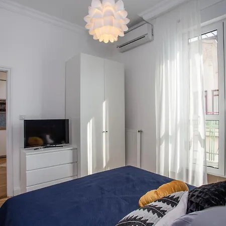 Cute Riverside With Unique Danube View Balcony Apartment
