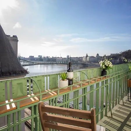Cute Riverside With Unique Danube View Balcony Budapest