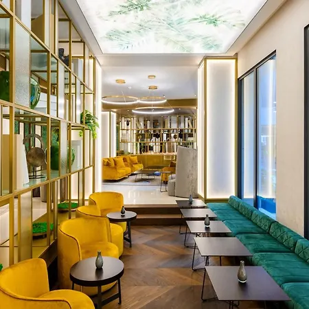 Emerald Downtown Luxury By Continental Group