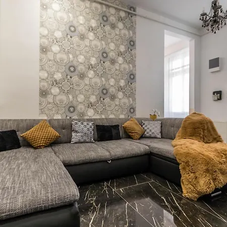Apartment Rita's Design In Downtown Budapest