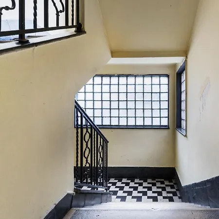 Apartment Smart, Stylish In The Heart Of *