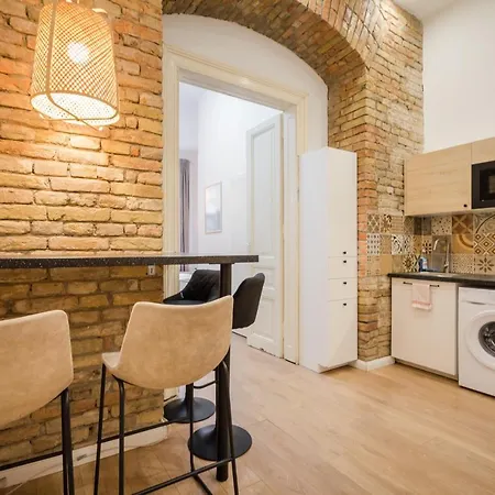 C3- Boutique Apartments, Best Location, By Bqa Budapest