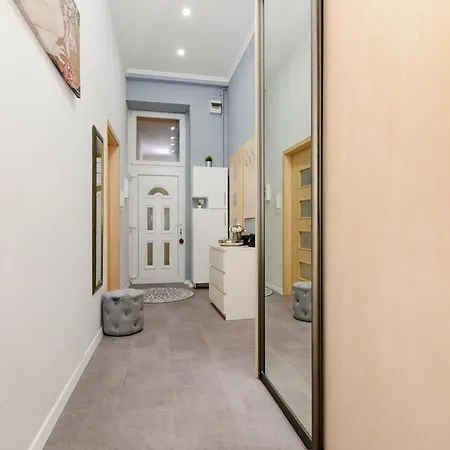 Roses Square Apartman * Budapest