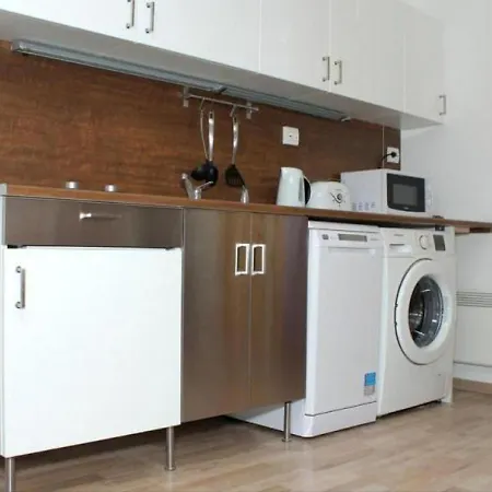 B&l Apartment *
