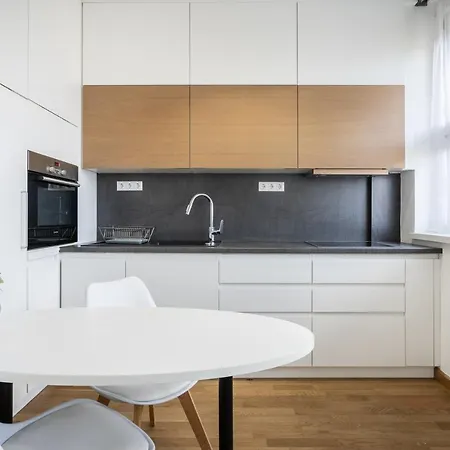 Breathless Basilika View Elegant Flat With Balcony Need Reservation X Free Parking Appartement Budapest