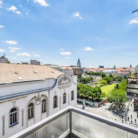 Breathless Basilika View Elegant Flat With Balcony Need Reservation X Free Parking Budapest