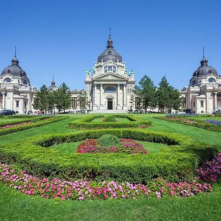 Museum 3* Budapešť