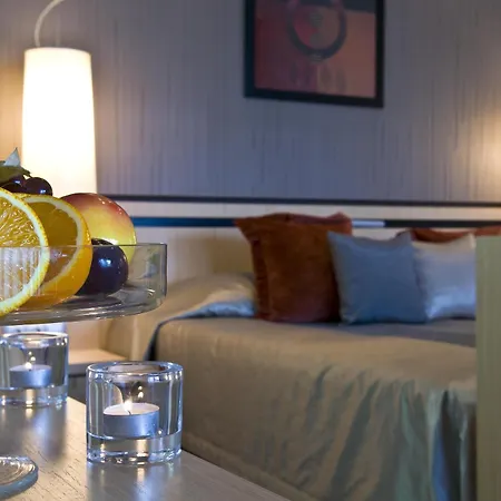 Mamaison Andrassy Hotel 4*