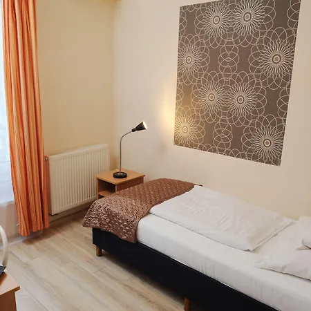 Papillon Otel 3*