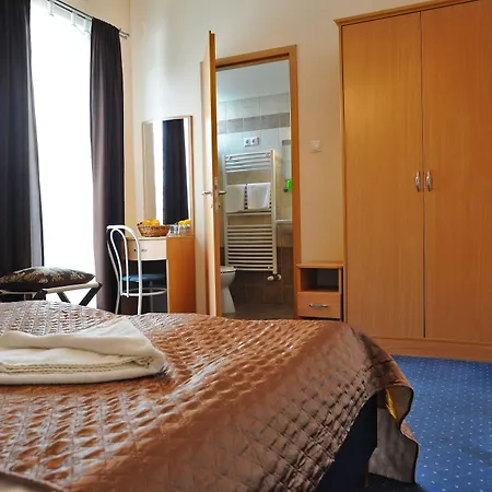 Papillon Otel 3*