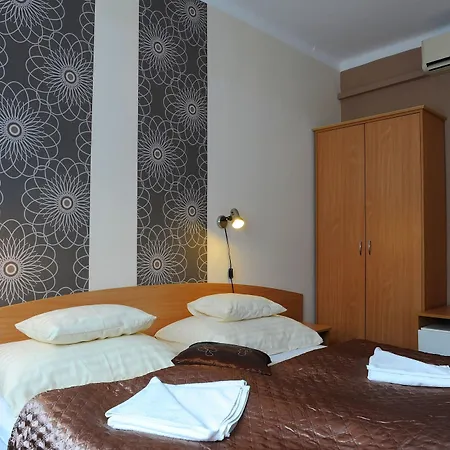 Otel Papillon 3*