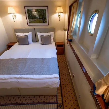 Onriver Hotels - Ms Cezanne Budapest