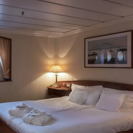 Onriver Hotels - Ms Cezanne 4*
