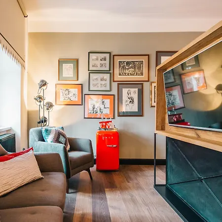 Pest-buda Design 4*