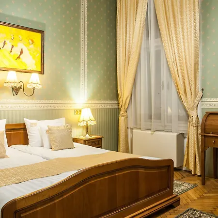 Cotton House 4*