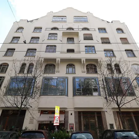 Broadway Downtown Deluxe Appartamento