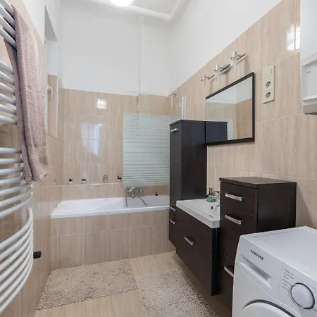 Apartment Corvin