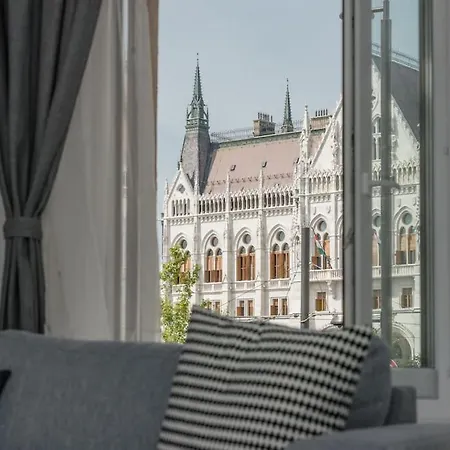 Apartment Parlament Panorama Luxury
