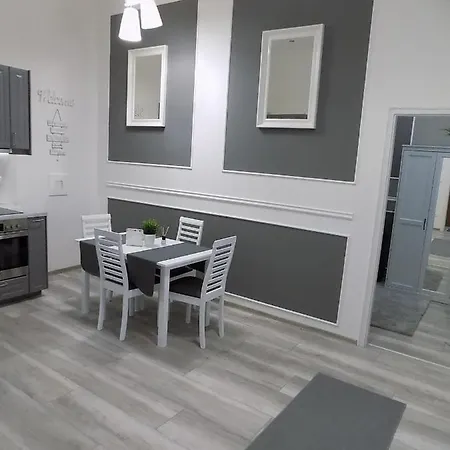 Apartment A10 Alkotmany B Budapest