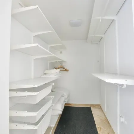Apartman Penthouse By Hi5 -at The Of