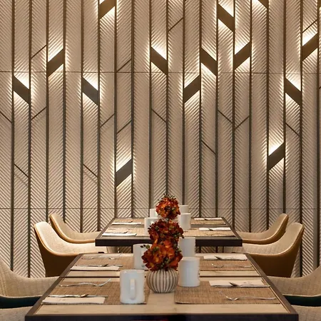 Eurostars Ambassador Hotel 4*