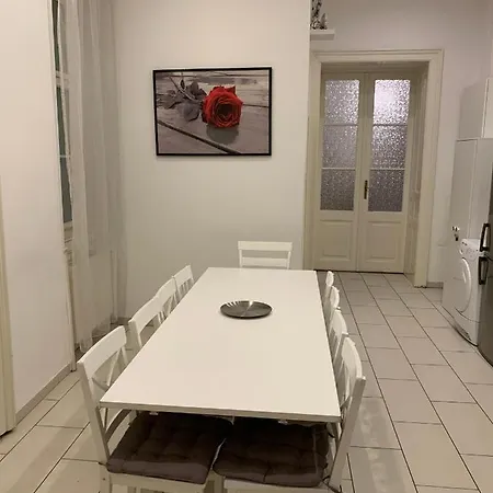 Real Vadasz בודפשט