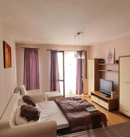 Break Apartment *